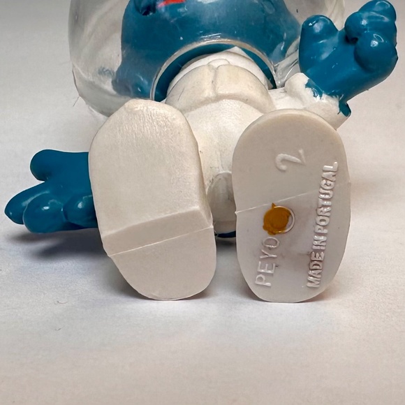 Vintage Schleich Astronaut Smurf Figure – Space Smurf – Made in Portugal - Picture 8 of 8